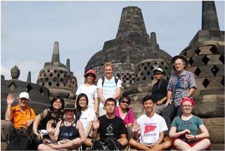 GSP2010 SEAiC at Borobudur World Heritage Site, Central Java, Indonesia.
(Photo by Foo Shu Tieng)